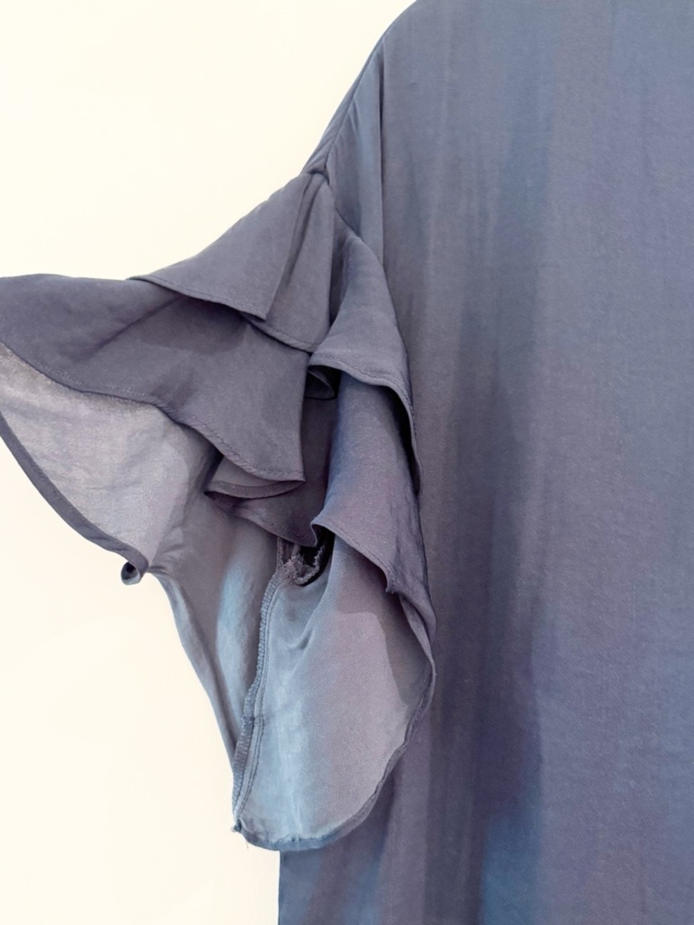 KLD Ruffle-Sleeve Blouse - Picture 2 of 6